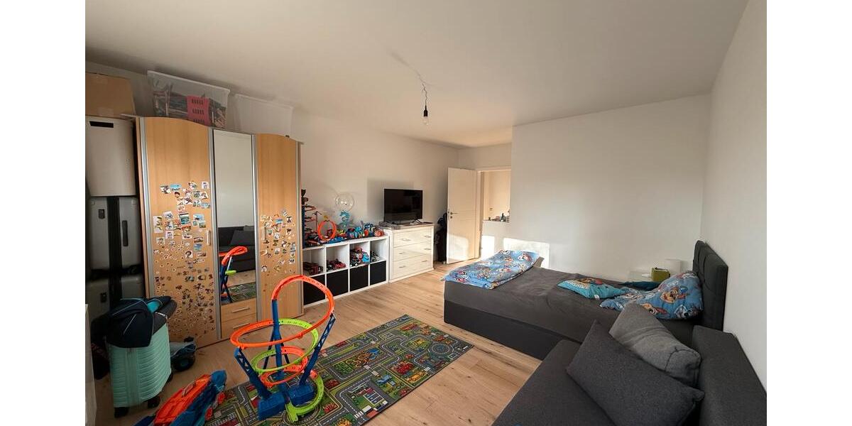 Erdgeschoßwohnung Schwerin Gartenstadt - 3 Zimmer, 90 m&sup2;, 1.050&euro; | Angebot:26606276