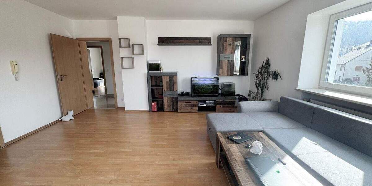 Etagenwohnung Berching Pollanten - 3 Zimmer, 94 m&sup2;, 880&euro; | Angebot:25668726