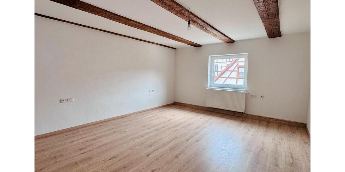 Etagenwohnung Kirchensittenbach - 5 Zimmer, 187 m&sup2;, 1.480&euro; | Angebot:26040539