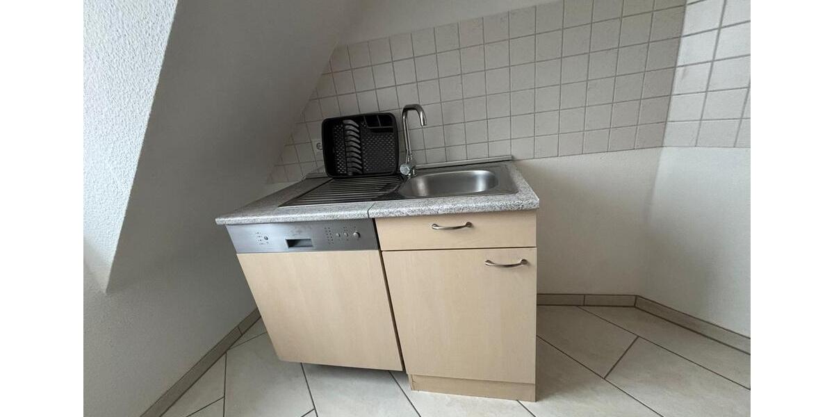 Dachgeschoßwohnung Bernburg (Saale) - 2 Zimmer, 49 m&sup2;, 575&euro; | Angebot:24805943
