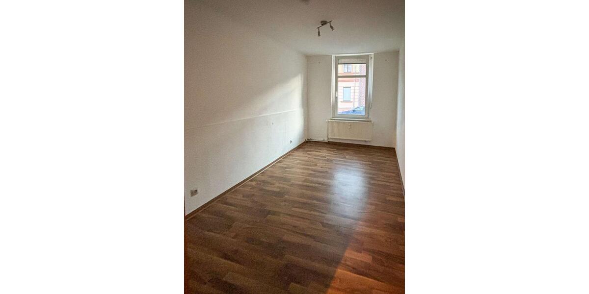 Etagenwohnung Bernburg (Saale) - 3 Zimmer, 50 m&sup2;, 450&euro; | Angebot:26292738