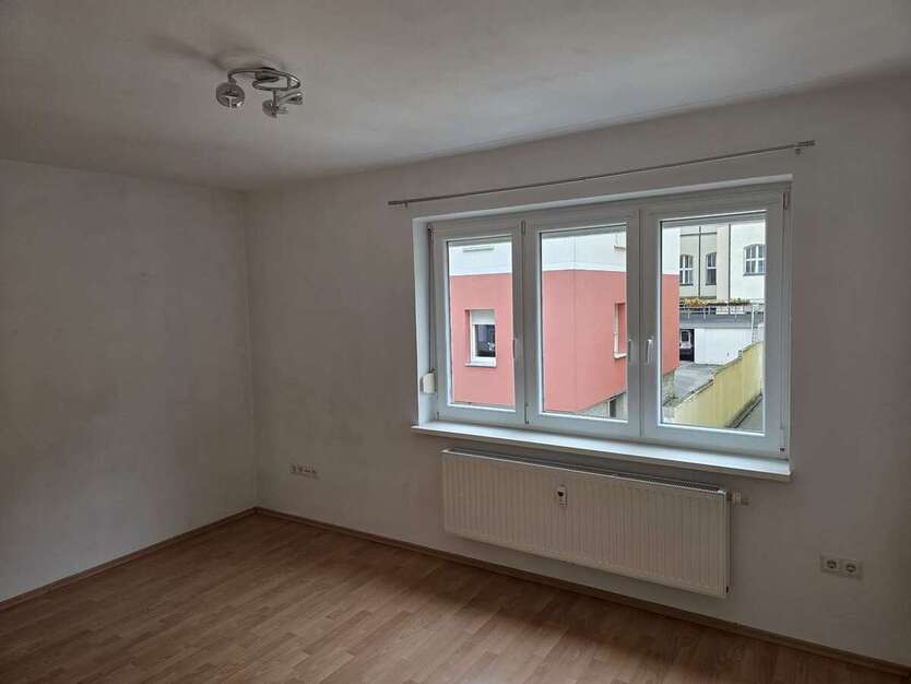 Wohnung zum Mieten in Würzburg 325 € 25 m² 1 zimmer