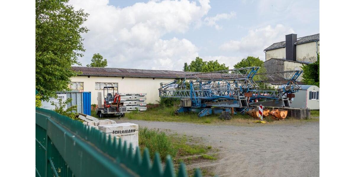 Gewerbeobjekt Tülau - 200&euro; | Angebot:23647043