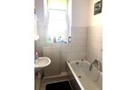 3-Raum Wohnung mit Balkon und neuer Einbauküche -WG geeignet