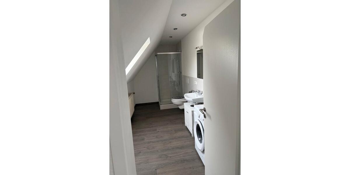 Dachgeschoßwohnung Wagenfeld - 4 Zimmer, 120 m&sup2;, 700&euro; | Angebot:26591236