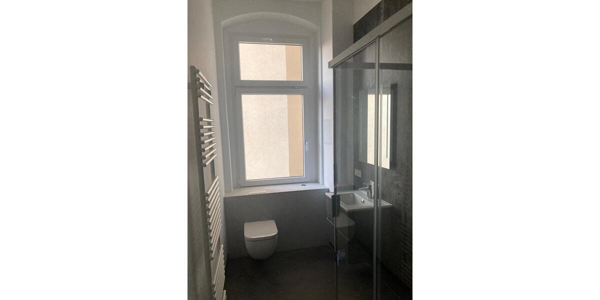 Etagenwohnung Reichenbach im Vogtland - 5 Zimmer, 150 m&sup2;, 900&euro; | Angebot:24851263