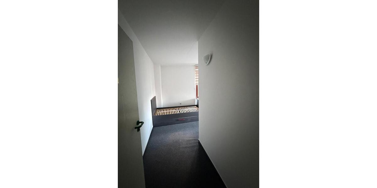 Etagenwohnung Hennigsdorf - 1 Zimmer, 20 m&sup2;, 800&euro; | Angebot:25137304