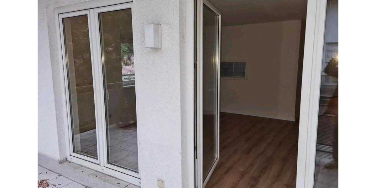 Etagenwohnung Kaiserslautern Engelshof - 2 Zimmer, 87 m&sup2;, 1.200&euro; | Angebot:26699966