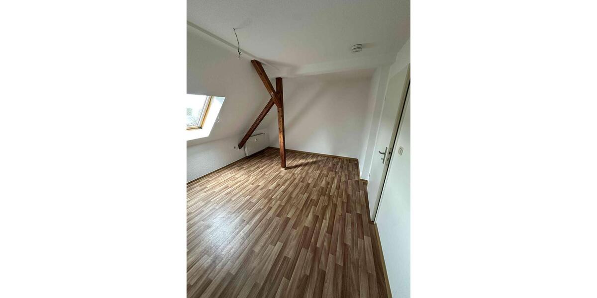 Dachgeschoßwohnung Plauen Altstadt - 1.5 Zimmer, 41 m&sup2;, 208&euro; | Angebot:26422132