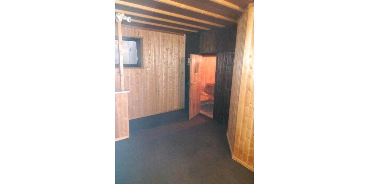 Einfamilienhaus Hermeskeil - 5 Zimmer, 200 m&sup2;, 1.500&euro; | Angebot:26400257