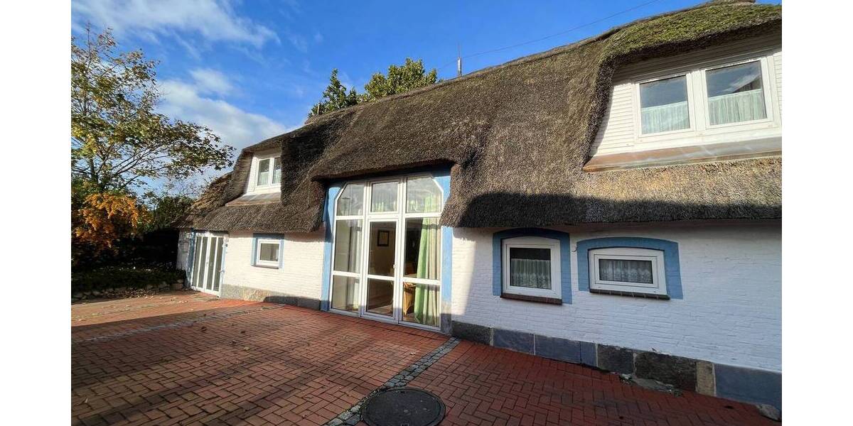 Einfamilienhaus Winnemark - 6 Zimmer, 245 m&sup2;, 2.450&euro; | Angebot:25200509