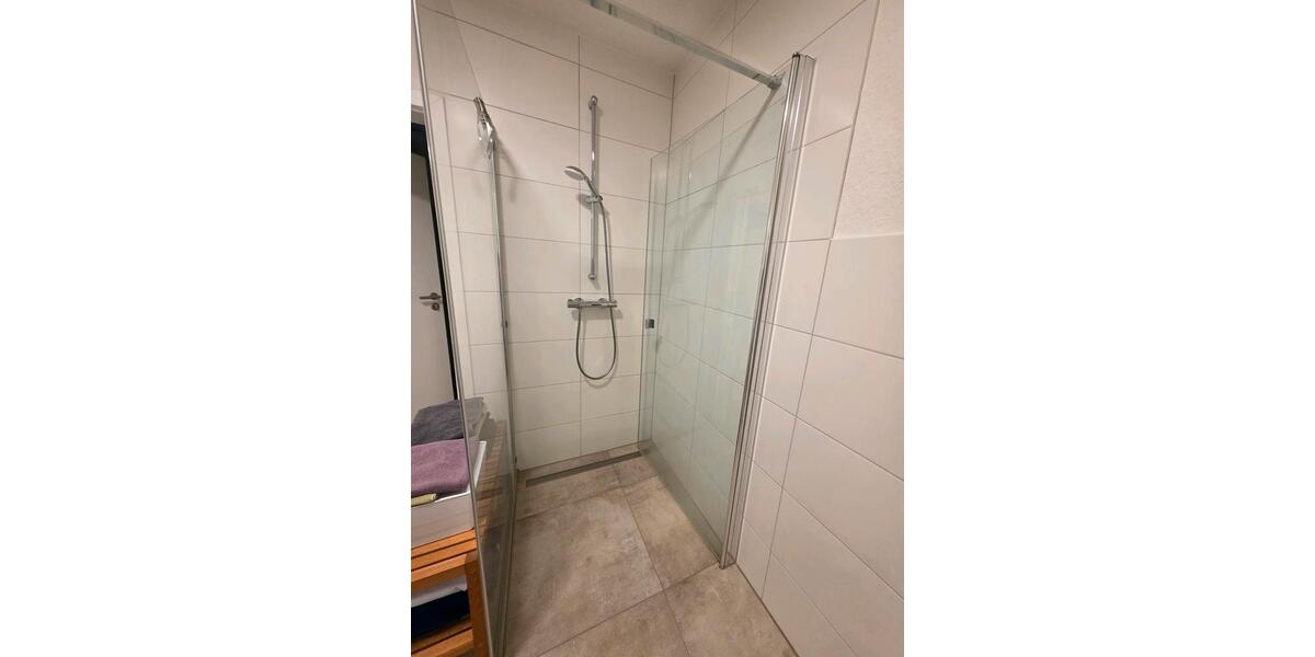 Dachgeschoßwohnung Edewecht - 2 Zimmer, 82 m&sup2;, 937&euro; | Angebot:25991367