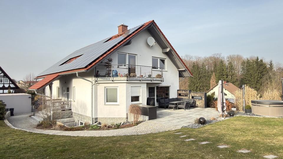 Mehrfamilienhaus, Wohnhaus Döbeln - 8 Zimmer, 200 m&sup2;, 2.500&euro; | Angebot:25612550