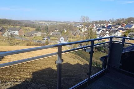 ** Helles Dachgeschoss-Paradies mit Weitblick in die Natur!** 3 zimmer