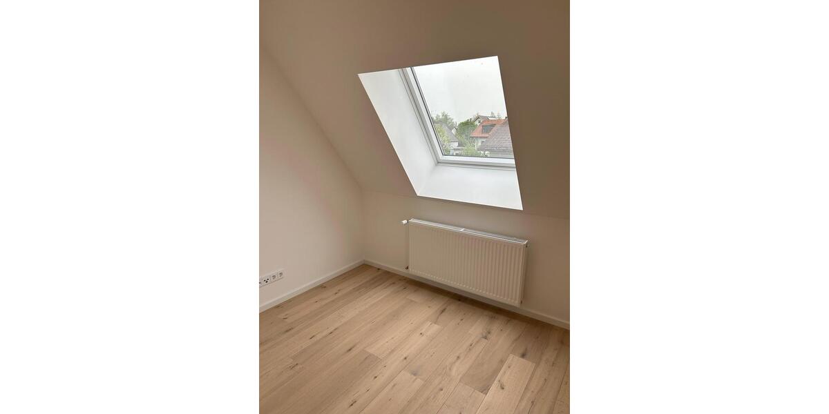 WG-Zimmer in 2er WG, Dachgeschoss, modern 1 zimmer