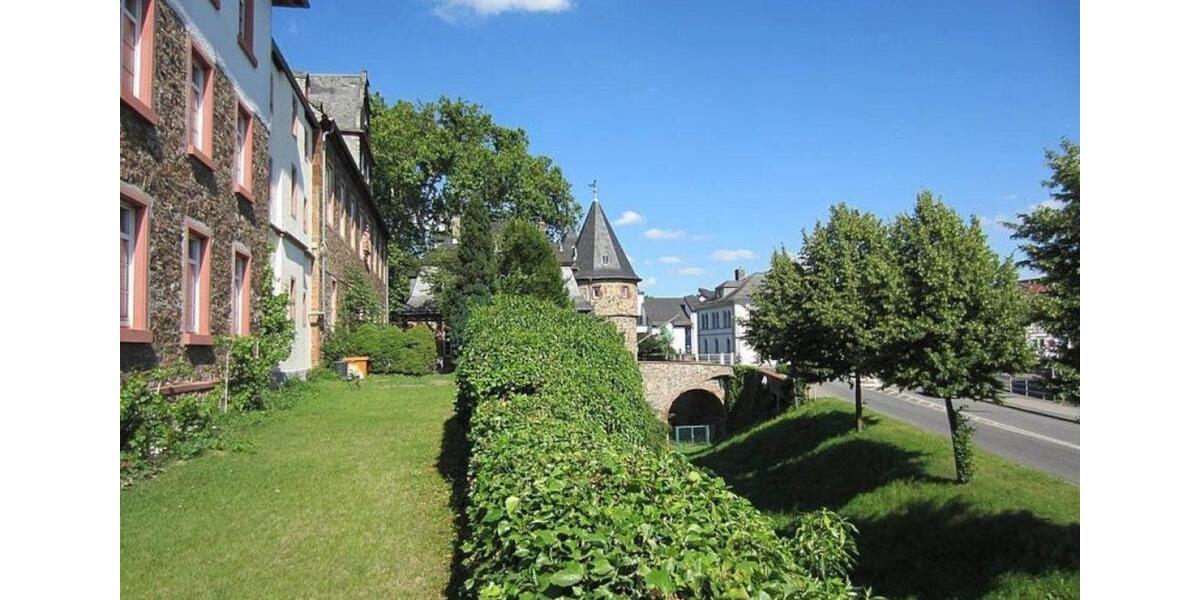 Wohnen auf Zeit Friedberg (Hessen) - 6 Zimmer, 20 m&sup2;, 200&euro; | Angebot:21534683