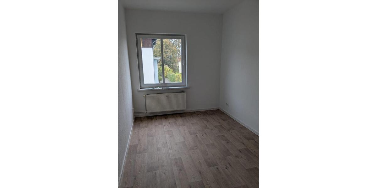 Etagenwohnung Malchin - 3 Zimmer, 60 m&sup2;, 450&euro; | Angebot:24596807