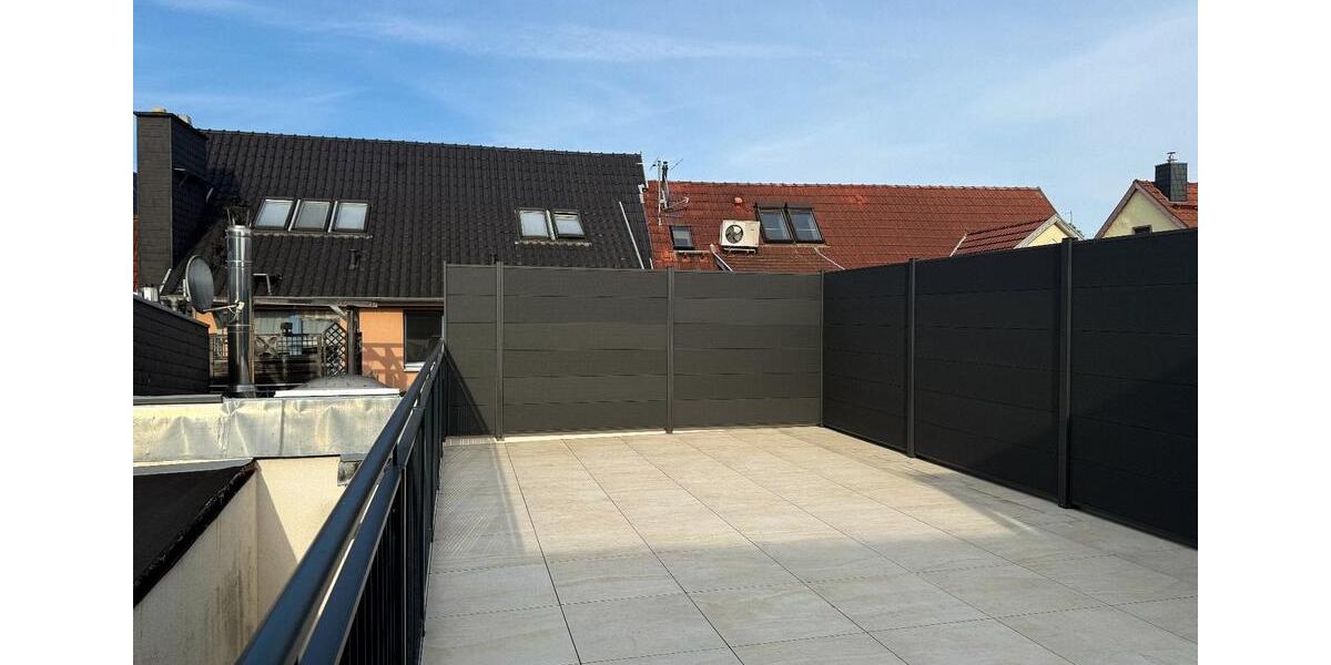 Dachgeschoßwohnung Sangerhausen - 2.5 Zimmer, 106 m&sup2;, 900&euro; | Angebot:26040945