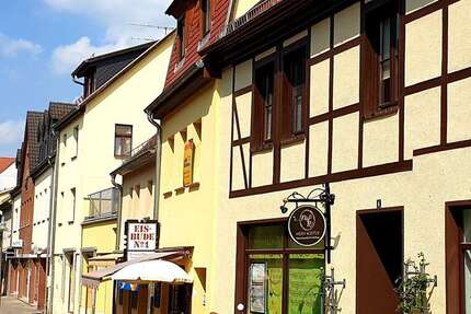 Wohnung Sangerhausen - 3 Zimmer, 60 m&sup2;, 360&euro; | Angebot:26403293