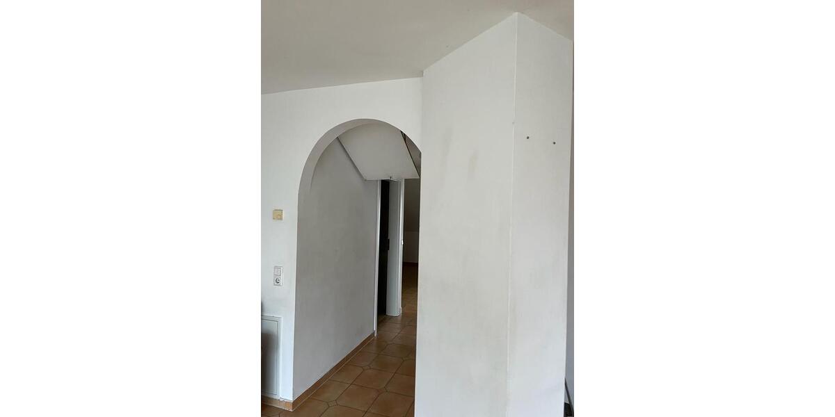 Dachgeschoßwohnung Mörfelden-Walldorf Walldorf - 3 Zimmer, 84 m&sup2;, 1.550&euro; | Angebot:24771257