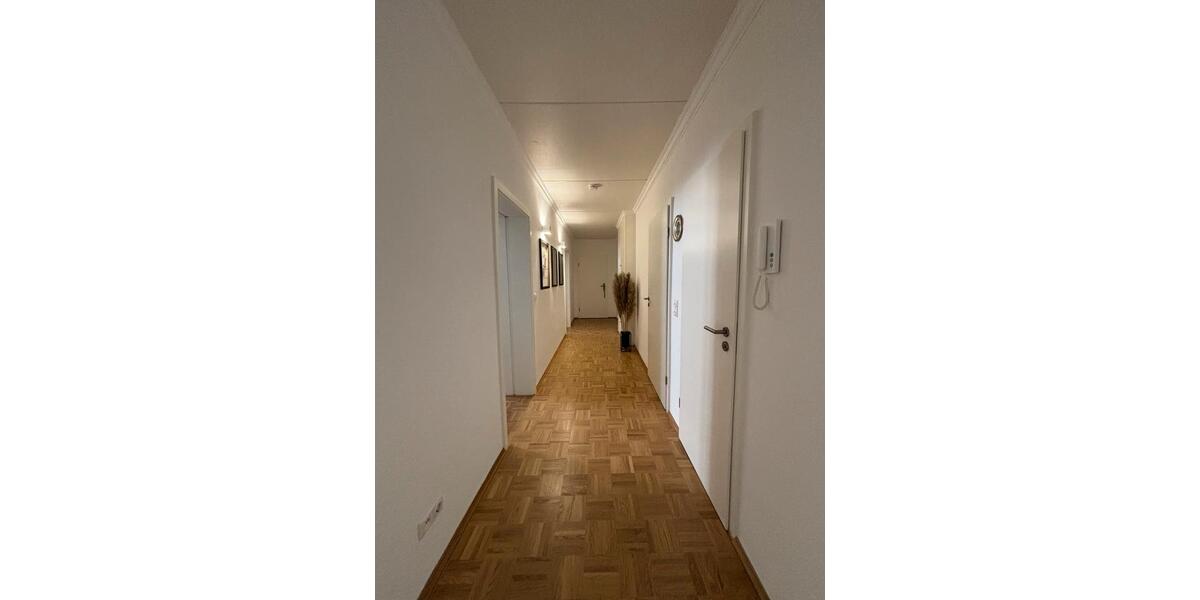 Erdgeschoßwohnung Wiesbaden - 3 Zimmer, 81 m&sup2;, 1.600&euro; | Angebot:24864129