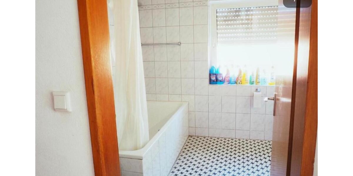 Wohnen auf Zeit Neumarkt in der Oberpfalz Altenhof - 4 Zimmer, 120 m&sup2;, 29&euro; | Angebot:17412256