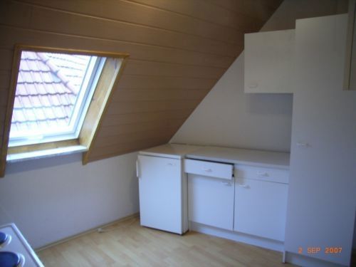 2-Zimmer-Mansarden-Mietwohnung in 97464 Niederwerrn (ID 590) - Dachgeschoßwohnung Niederwerrn Niederwerrn | Angebot:27150812