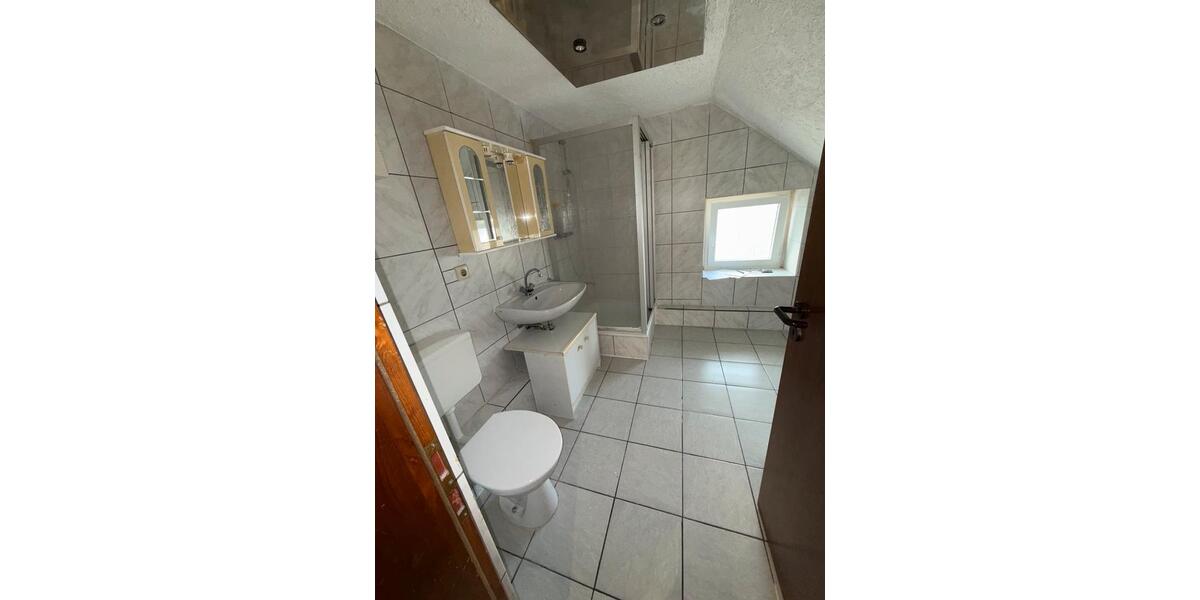 Dachgeschoßwohnung Schwelm - 2 Zimmer, 45 m&sup2;, 380&euro; | Angebot:26067195