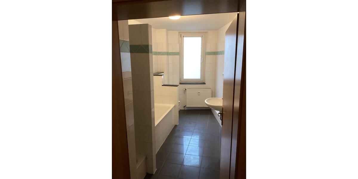 Helle 2-Zimmer Wohnung mit Gästebad und Keller in zentraler Lage! 2 zimmer