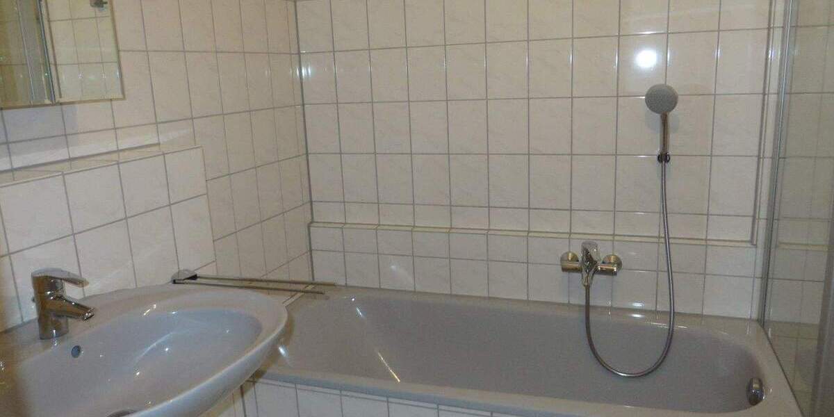 Attraktive 2-Zimmer-Wohnung mit Tiefgaragenstellplatz 2 zimmer