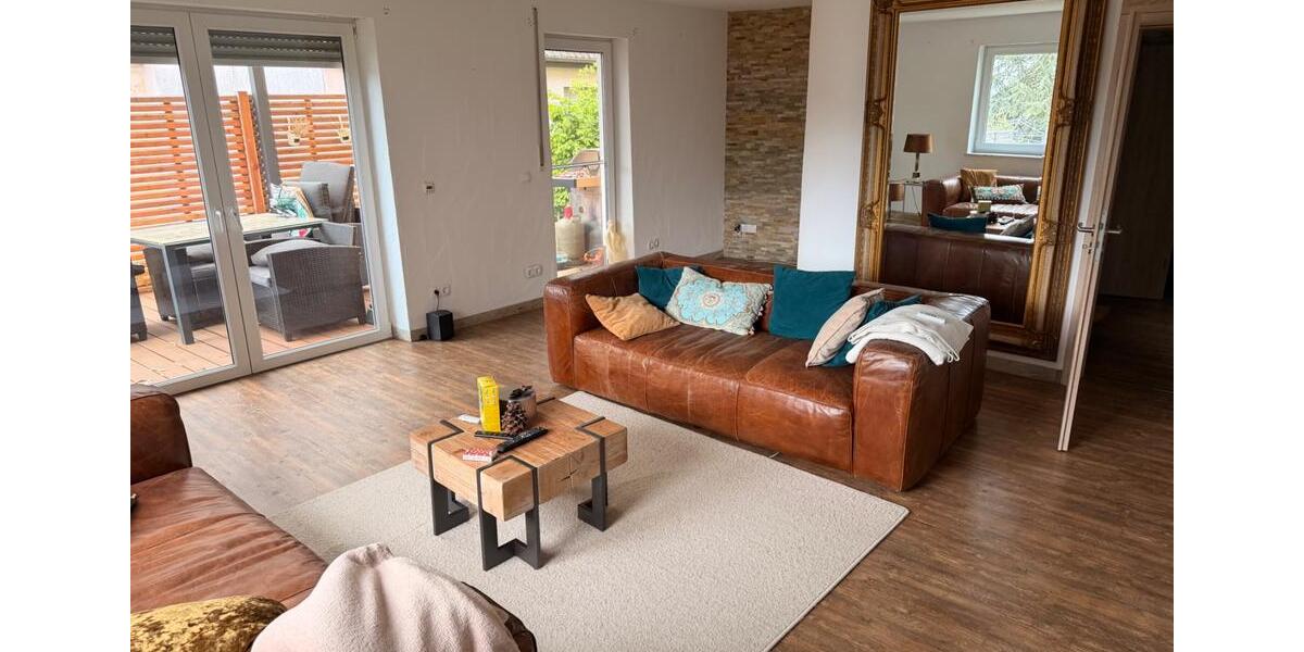 Erdgeschoßwohnung Gerolstein - 4 Zimmer, 120 m&sup2;, 900&euro; | Angebot:26618741