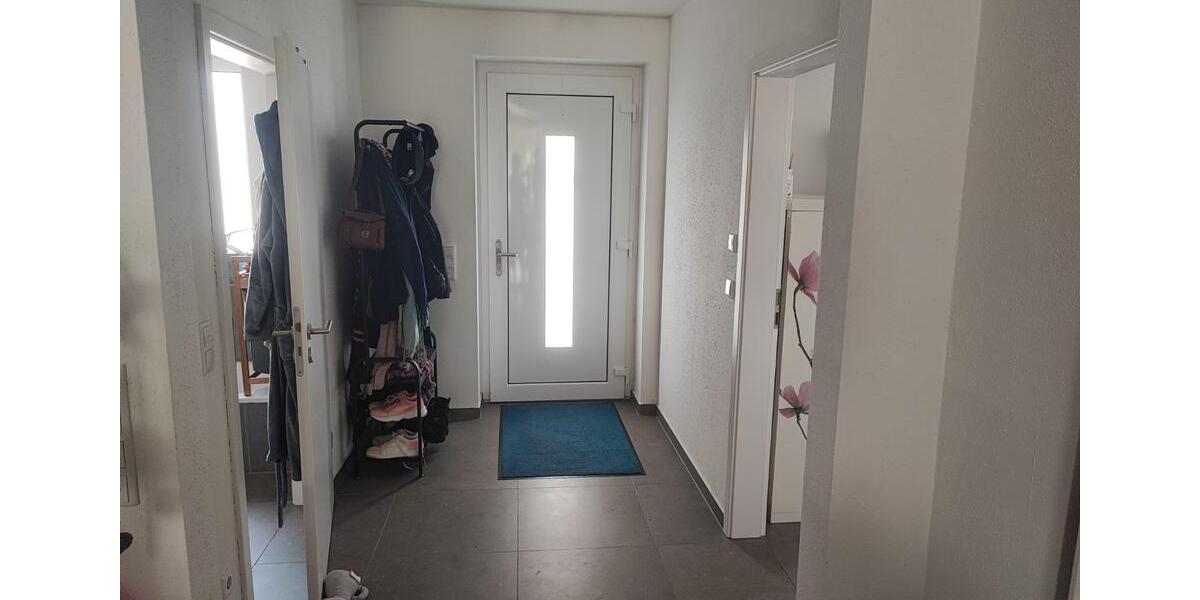 Erdgeschoßwohnung Saterland - 5 Zimmer, 104 m&sup2;, 1.150&euro; | Angebot:26033947