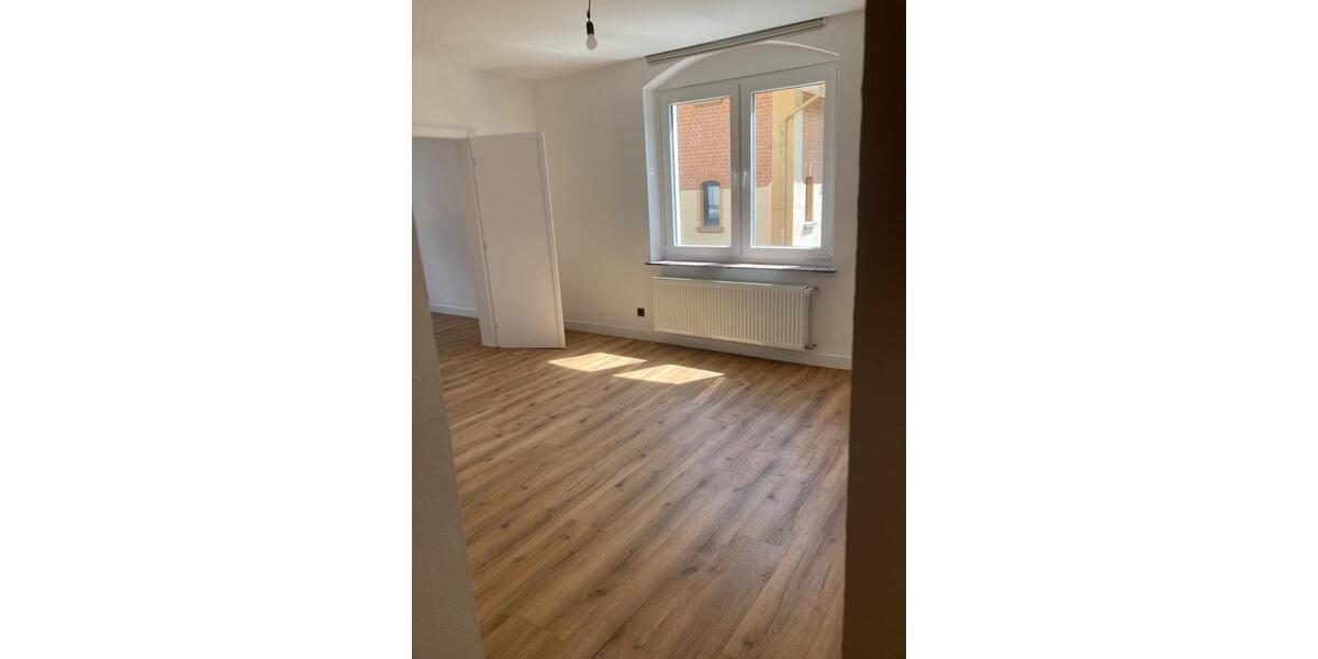 Etagenwohnung Siegen - 3 Zimmer, 60 m&sup2;, 600&euro; | Angebot:26591584