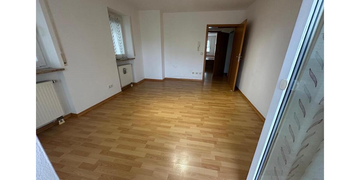 Erdgeschoßwohnung Lauingen (Donau) - 2 Zimmer, 43 m&sup2;, 500&euro; | Angebot:26278725