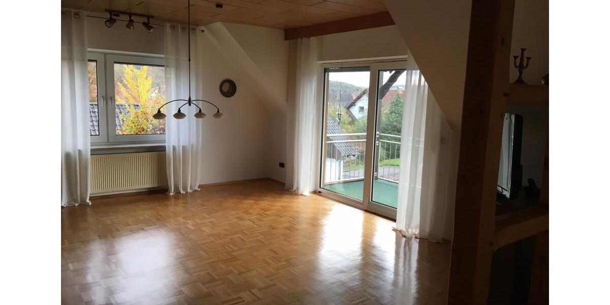 Etagenwohnung Lahntal - 3 Zimmer, 98 m&sup2;, 800&euro; | Angebot:23767964