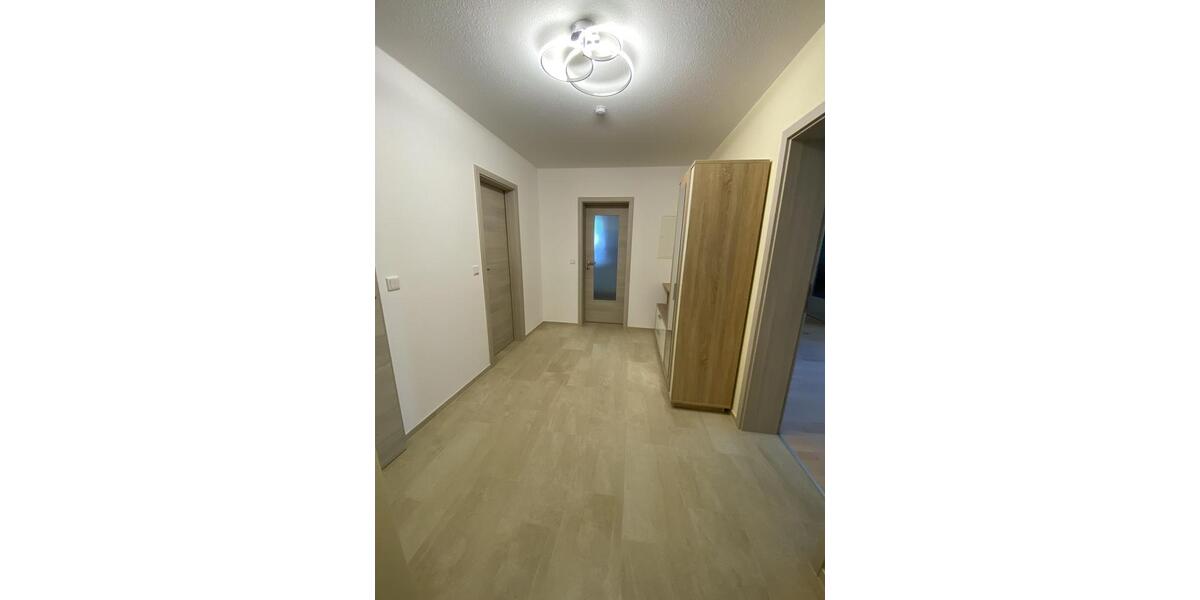 Wohnen auf Zeit Wiesbaden Schierstein - 3 Zimmer, 95 m&sup2;, 1.650&euro; | Angebot:25083051