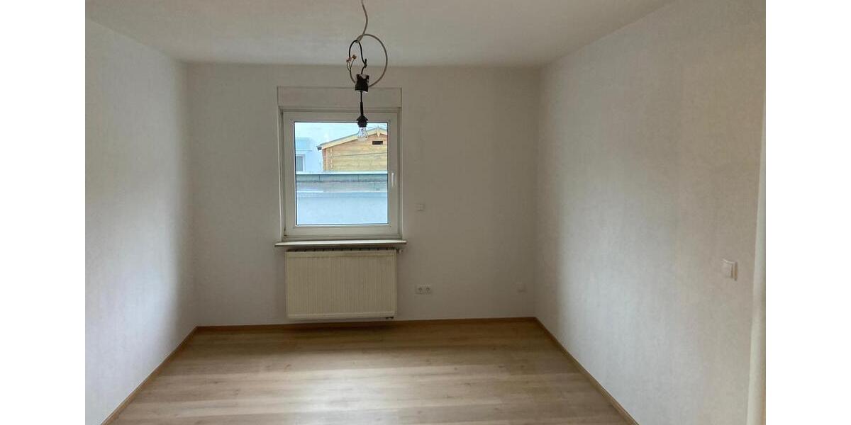 Erdgeschoßwohnung Lauda-Königshofen Königshofen - 3 Zimmer, 77 m&sup2;, 720&euro; | Angebot:26632293