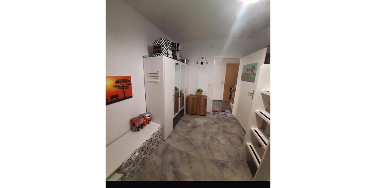 Etagenwohnung Kassel Philippinenhof-Warteberg - 3 Zimmer, 73 m&sup2;, 892&euro; | Angebot:25995695