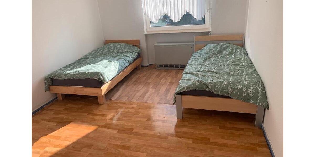 Etagenwohnung Gelsenkirchen - 3 Zimmer, 100 m&sup2;, 15&euro; | Angebot:24599560