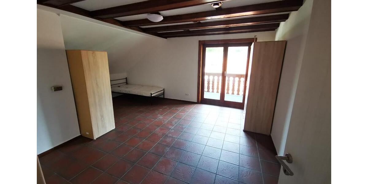 Wohnen auf Zeit Lähden - 14 Zimmer, 400 m&sup2;, 11&euro; | Angebot:23698967