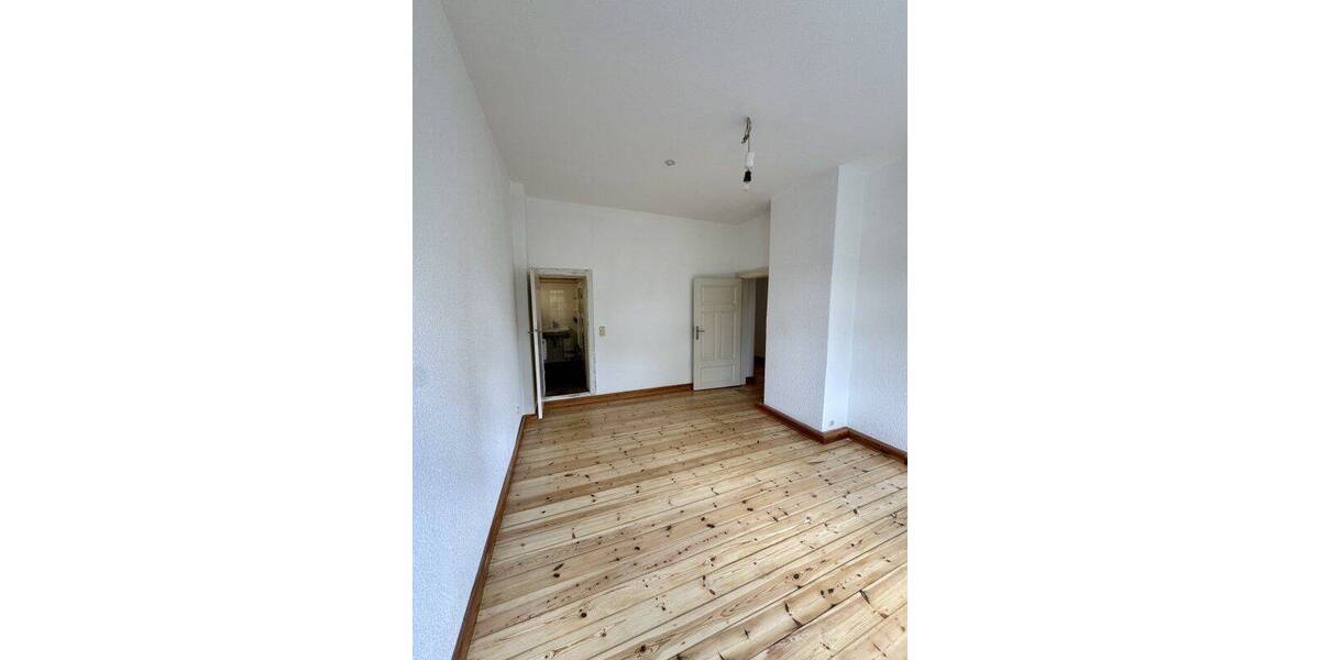 Etagenwohnung Eberswalde - 4 Zimmer, 127 m&sup2;, 1.300&euro; | Angebot:26891756