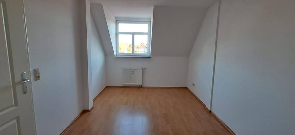 Etagenwohnung Machern - 2 Zimmer, 46 m&sup2;, 400&euro; | Angebot:25852911