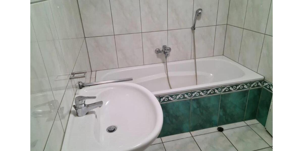 Dachgeschoßwohnung Forst (Lausitz) - 2 Zimmer, 85 m&sup2;, 587&euro; | Angebot:24853867