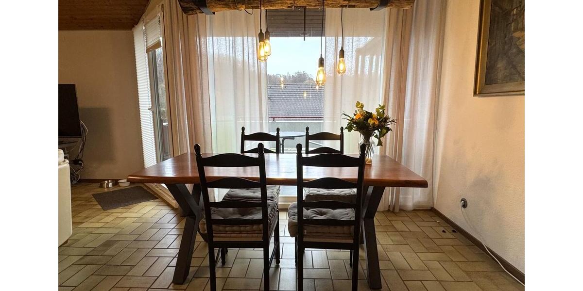 Gemütliche 3-Zimmerwohnung mit großem Balkon in Lohmar-Wahlscheid! 3 zimmer