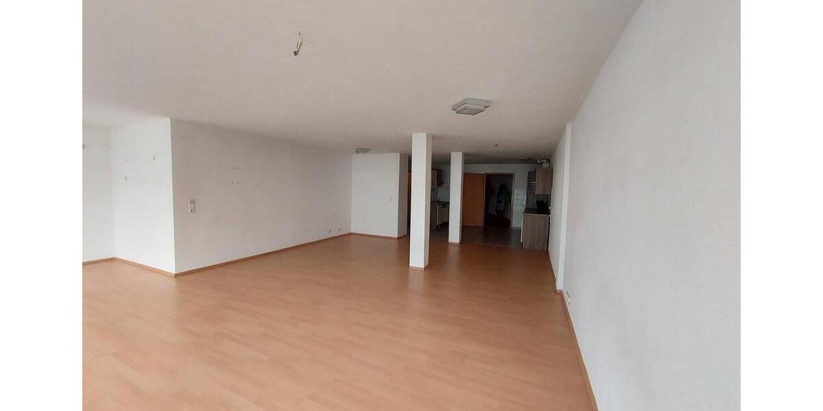 Etagenwohnung Göppingen - 2 Zimmer, 113 m&sup2;, 870&euro; | Angebot:24862532