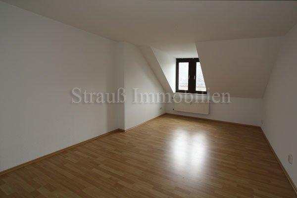 Dachgeschoßwohnung Chemnitz Hilbersdorf - 2 Zimmer, 65 m&sup2;, 270&euro; | Angebot:26384039