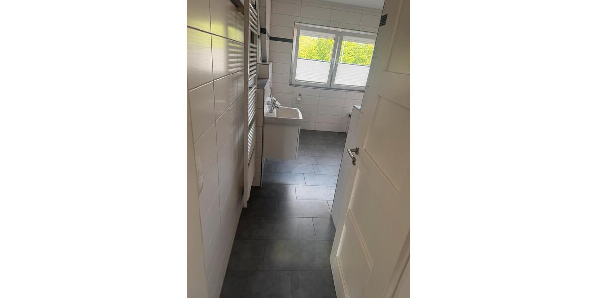 Dachgeschoßwohnung Todesfelde - 2.5 Zimmer, 75 m&sup2;, 1.000&euro; | Angebot:26611995