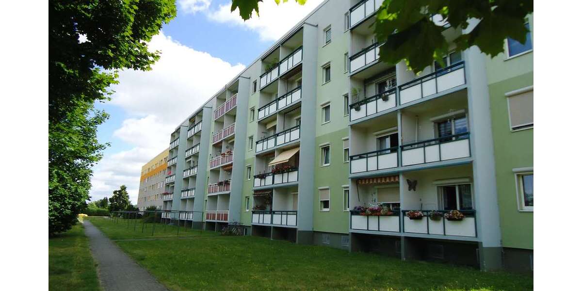 Etagenwohnung Calbe - 2 Zimmer, 49 m&sup2;, 270&euro; | Angebot:27187694