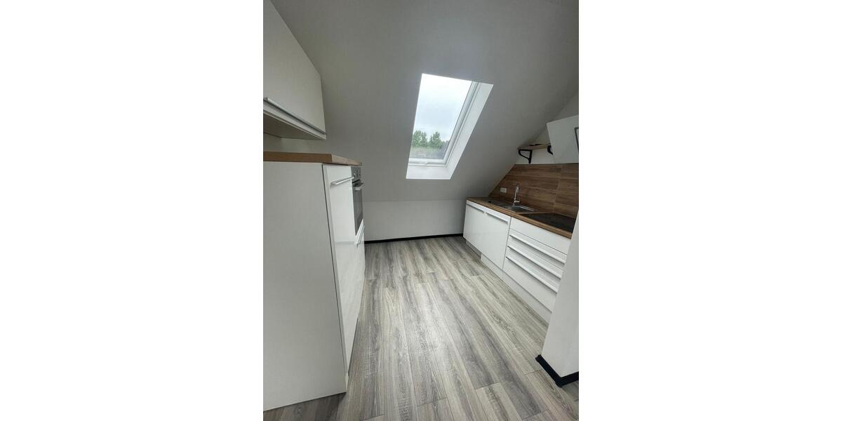 Dachgeschoßwohnung Mühlenbecker Land - 2 Zimmer, 1 m&sup2;, 600&euro; | Angebot:25823561