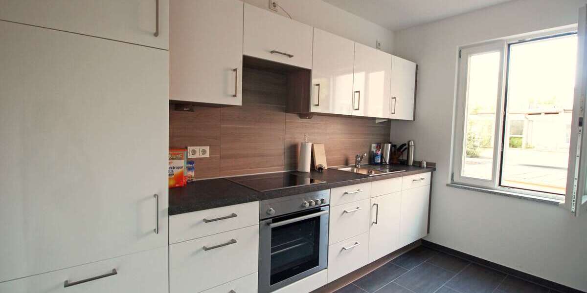 Etagenwohnung Landshut - 2 Zimmer, 75 m&sup2;, 1.110&euro; | Angebot:26061872